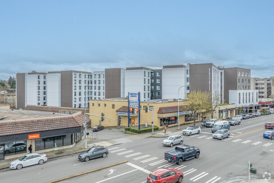 More Photos Of 12548 Lake City Way NE, Seattle Apartments For Lease