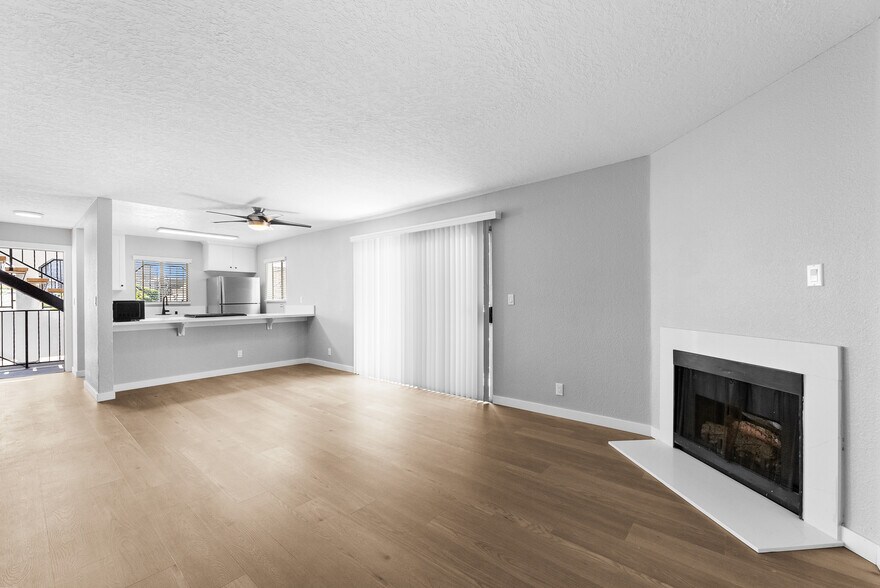 More Photos Of 755 Gaviota Ave, Long Beach Apartments For Sale