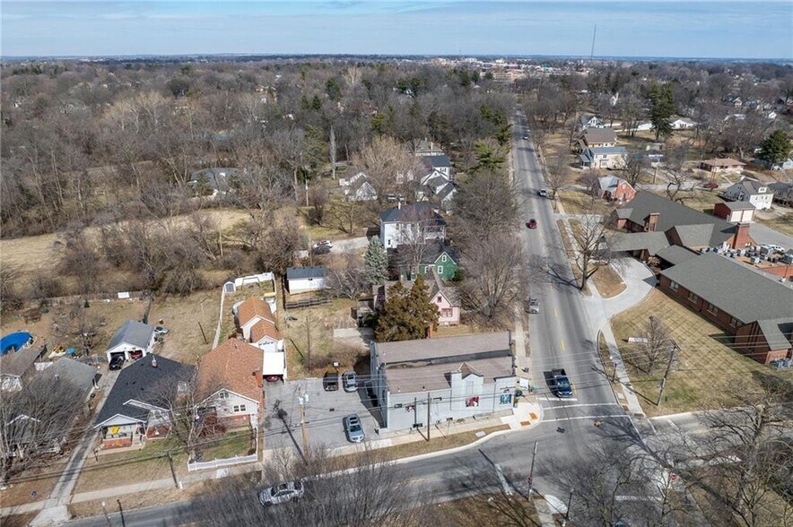 More Photos Of 2702 Ashland Ave, Saint Joseph Freestanding For Sale