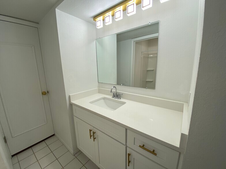More Photos Of 425 S 900 E, Salt Lake City Apartments For Sale