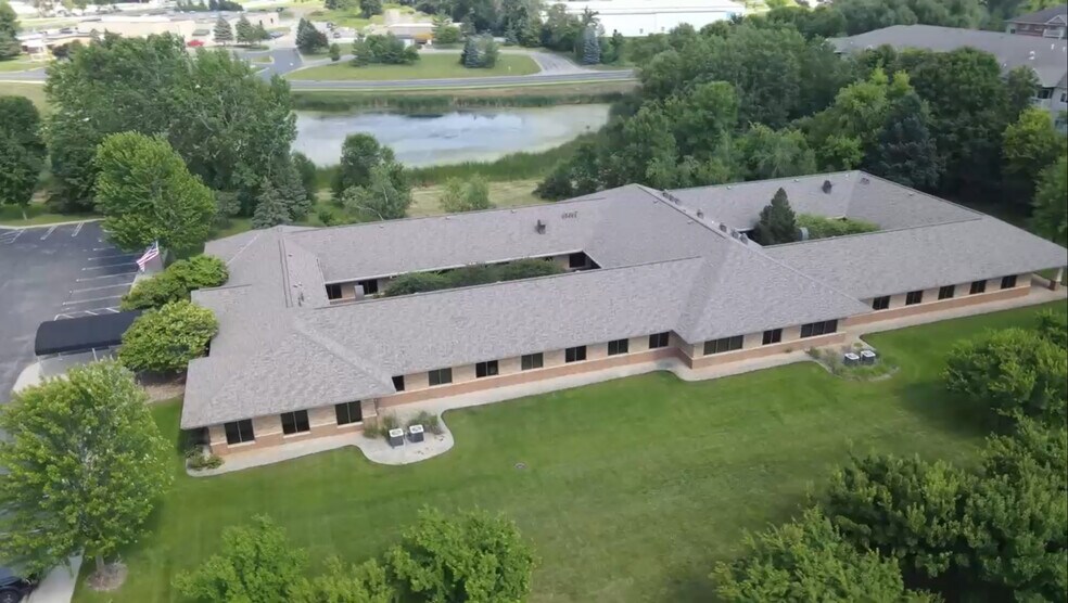 More Photos Of 5505 Cottonwood Ln, Prior Lake Office For Sale