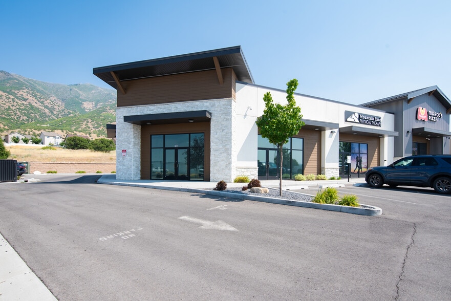 More Photos Of 82-94 Highland Dr, Santaquin Storefront Retail Office For Lease