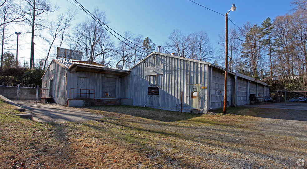 Primary Photo Of 1540 Enderly Rd, Charlotte Industrial For Lease