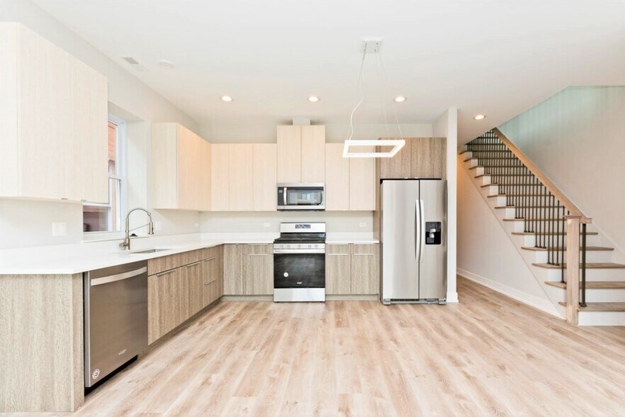 More Photos Of 2725-2741 N Ashland Ave, Chicago Apartments For Sale