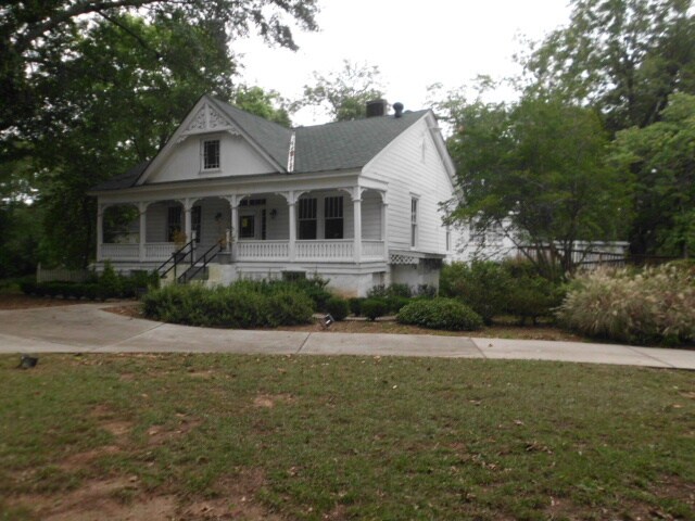 Primary Photo Of 5459 E Mountain St, Stone Mountain Restaurant For Lease