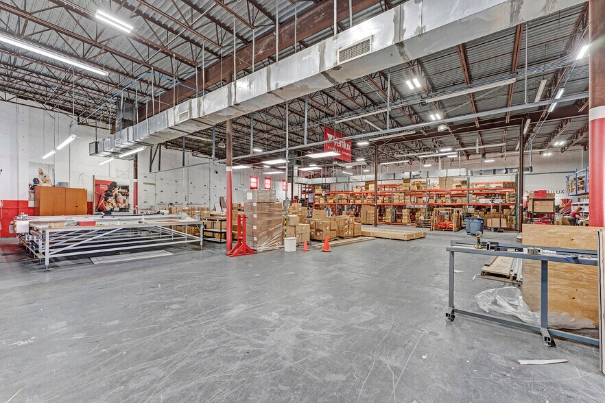 More Photos Of 6850 NW 74th St, Medley Warehouse For Sale