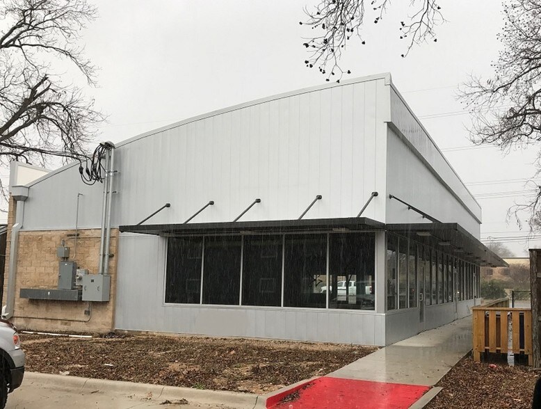 More Photos Of 4403 Guadalupe St, Austin Freestanding For Lease