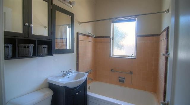 More Photos Of 27 Topeka Ave, San Jose Apartments For Sale