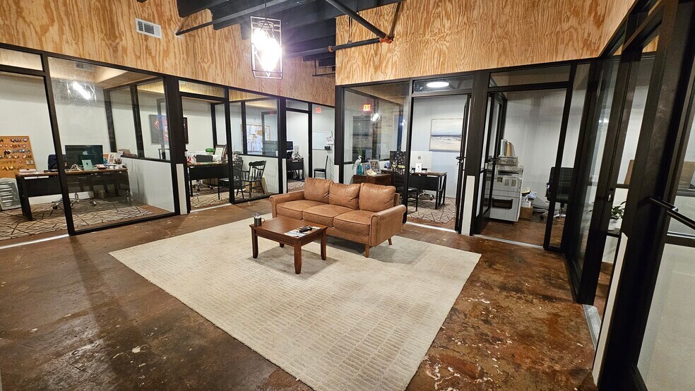 Primary Photo Of 45 N Kimbell St, Forsyth Storefront Retail Office For Lease