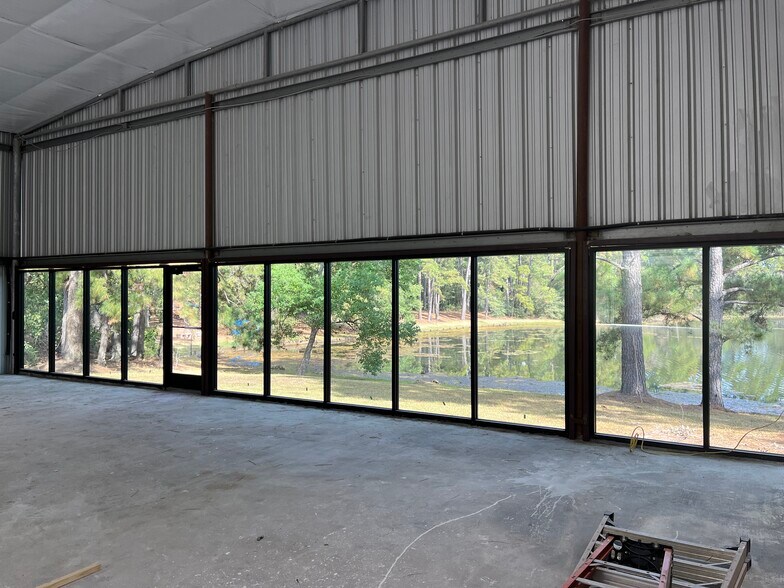 More Photos Of 1515 Lakeville Dr, Kingwood Warehouse For Lease