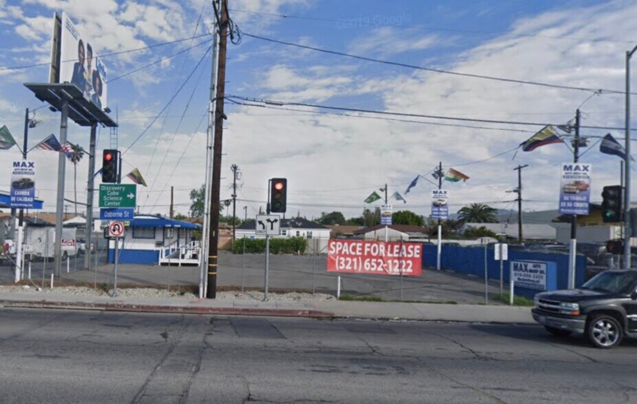 More Photos Of 13243 Osborne St, Arleta Land For Lease