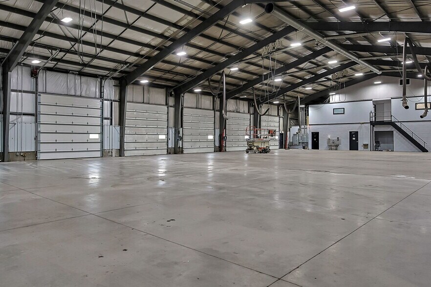 More Photos Of 10640 Lancaster Rd, Hebron Unknown For Lease