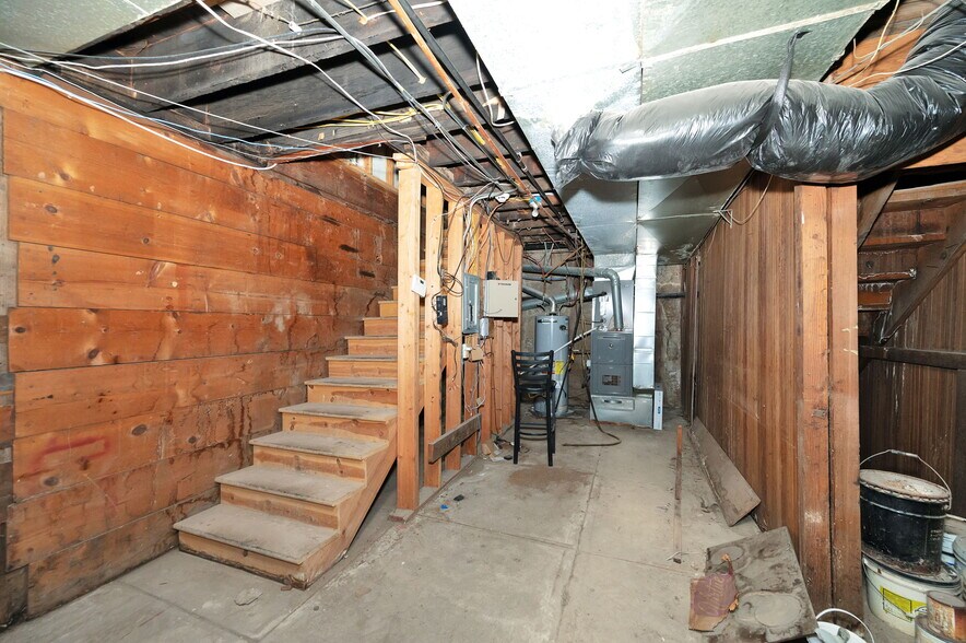 More Photos Of 8979 W Magna Main St, Magna Restaurant For Sale