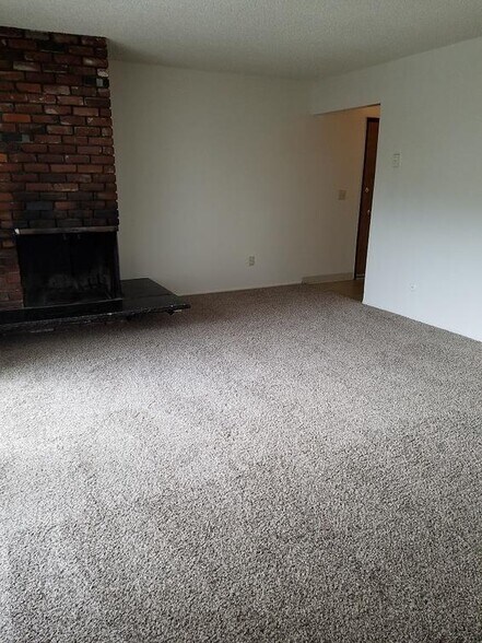 More Photos Of 1111 NE 122nd Ave, Portland Apartments For Sale