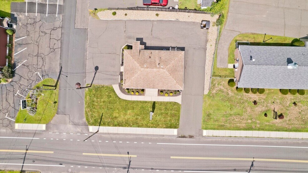 More Photos Of 660 Springfield St, Feeding Hills Office For Sale