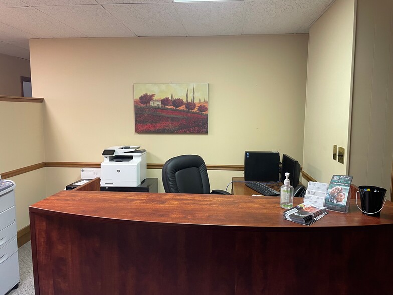 More Photos Of 216 W Washington St, South Bend Office For Lease