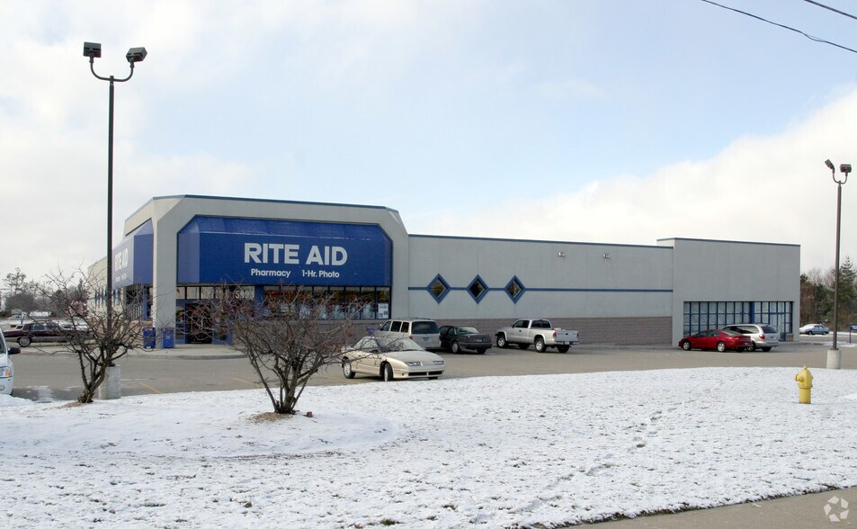 More Photos Of 5995 Kalamazoo Ave SE, Kentwood Freestanding For Sale