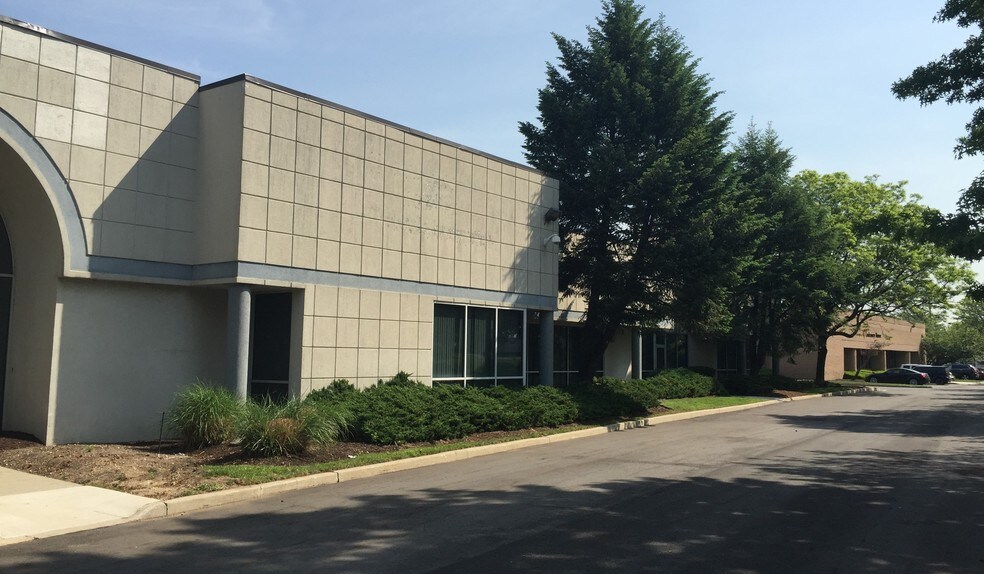 More Photos Of 200-230 Sea Ln, Farmingdale Flex For Sale
