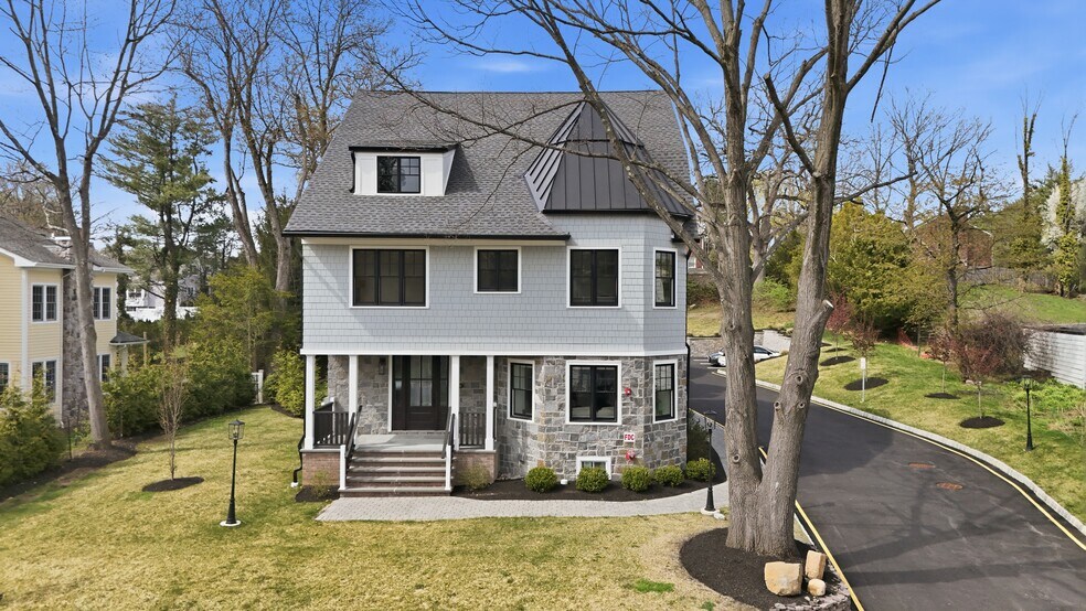 More Photos Of 603 Springfield Ave, Summit Apartments For Lease