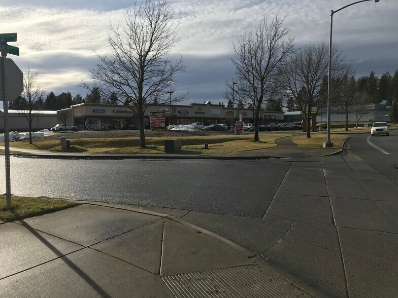 More Photos Of 196 Neider Ave, Coeur d'Alene Land For Lease