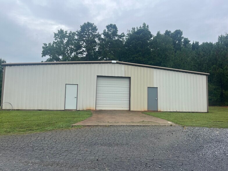 Primary Photo Of 2303 Beech st, Gaffney Light Distribution For Lease