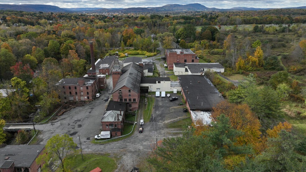 More Photos Of 20 Keeler St, Pittsfield Manufacturing For Sale