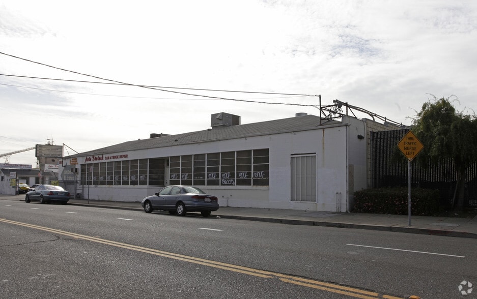 More Photos Of 501-515 23rd Ave, Oakland Service For Lease