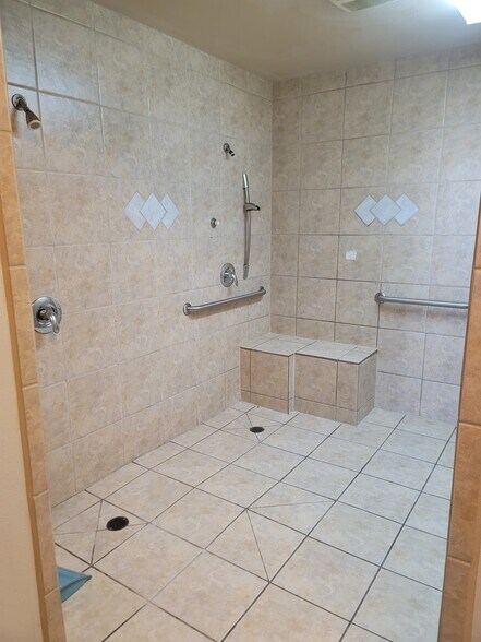 More Photos Of 2383 Lomita Blvd, Lomita Storefront For Lease