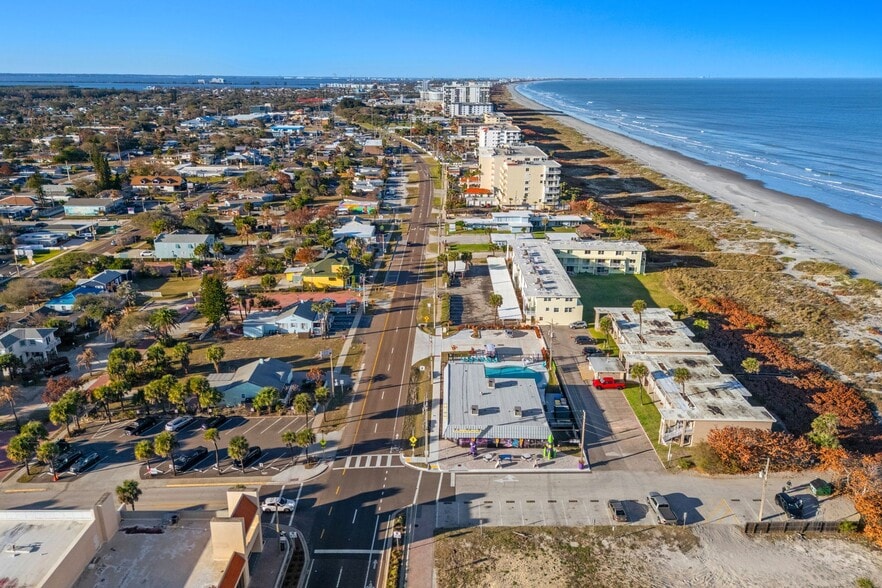 More Photos Of 101 N Atlantic Ave, Cocoa Beach General Retail For Sale