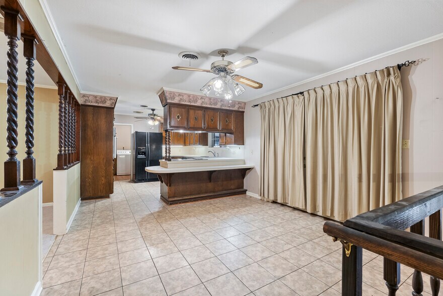 More Photos Of 30 Broadview St, Greenbrier Office For Sale