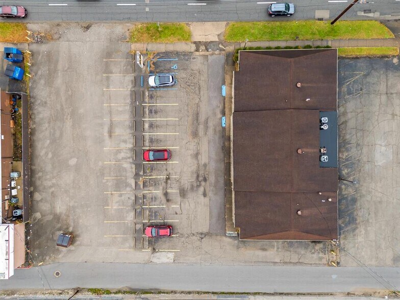 More Photos Of 2815-2819 5th Ave, Huntington Medical For Sale