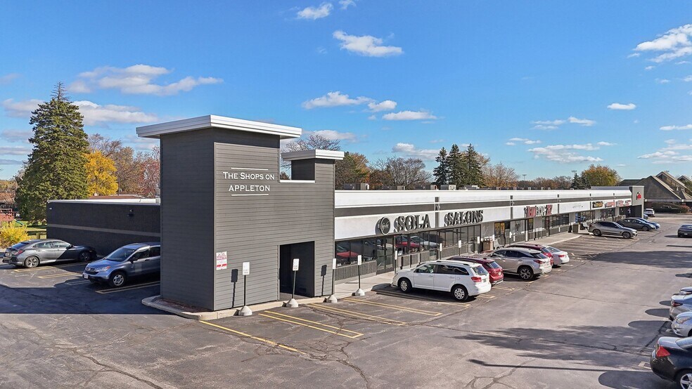 Primary Photo Of N81W14972-N81W15062 Appleton Ave, Menomonee Falls General Retail For Lease