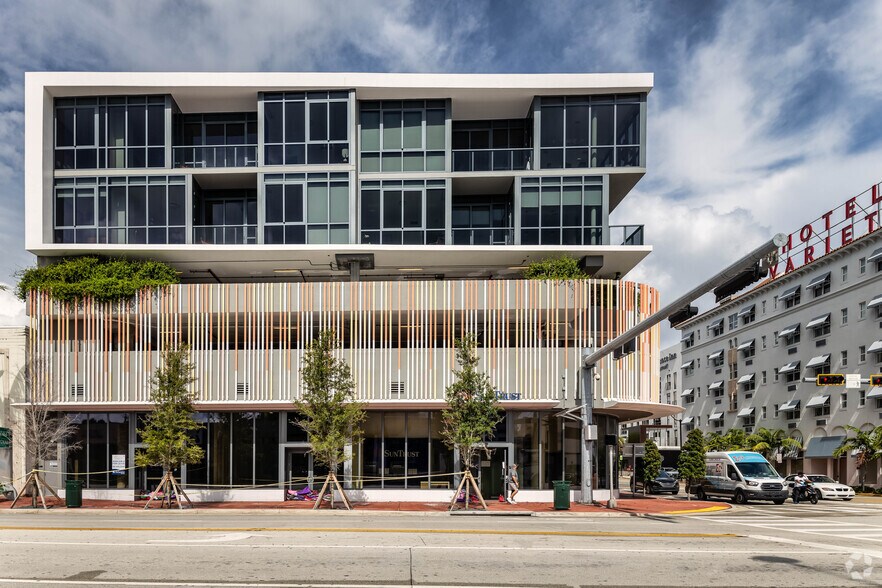 More Photos Of 1220 17th St, Miami Beach Apartments For Lease