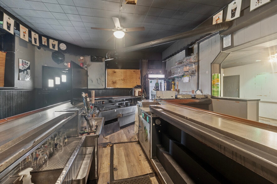 More Photos Of 4742-4744 Richmond St, Philadelphia Restaurant For Lease