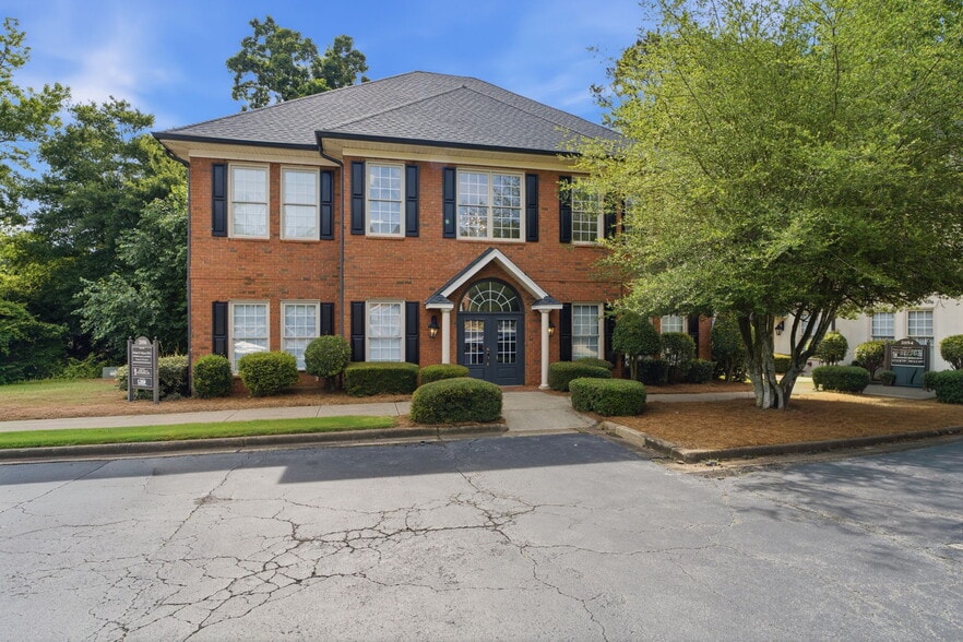 Primary Photo Of 2856 Johnson Ferry Rd, Marietta Office For Sale