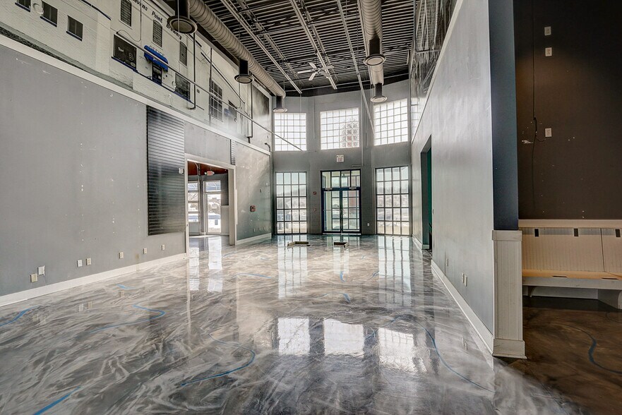 More Photos Of 2259 Deming Way, Middleton Restaurant For Sale