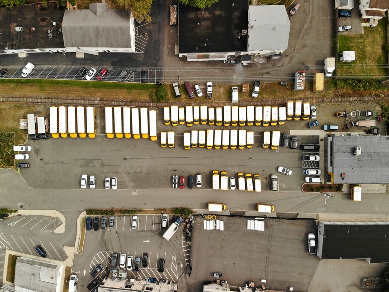 More Photos Of 26 Jay St, Norwood Auto Repair For Lease