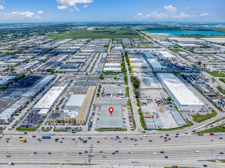 More Photos Of 7000 NW 77th ct, Miami Warehouse For Sale