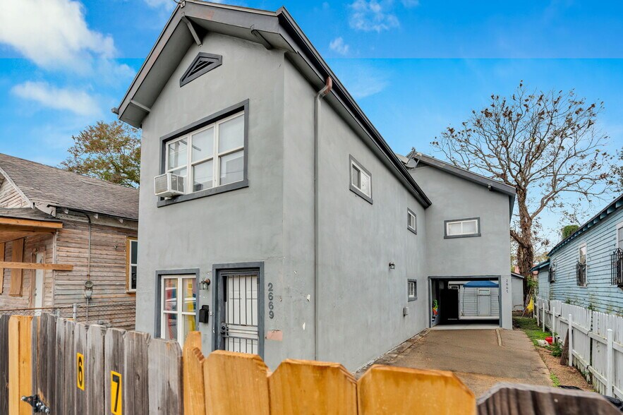 More Photos Of , New Orleans Unknown For Sale