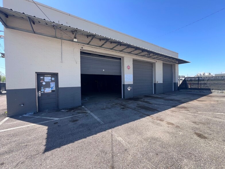 Primary Photo Of 167 Webster Ave, Memphis Auto Repair For Sale