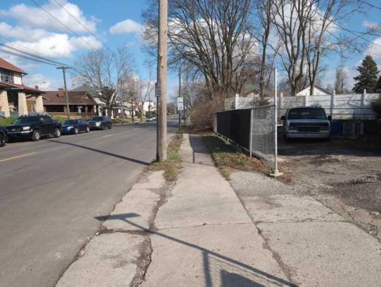 More Photos Of 3000 Wayne Ave, Dayton Freestanding For Sale