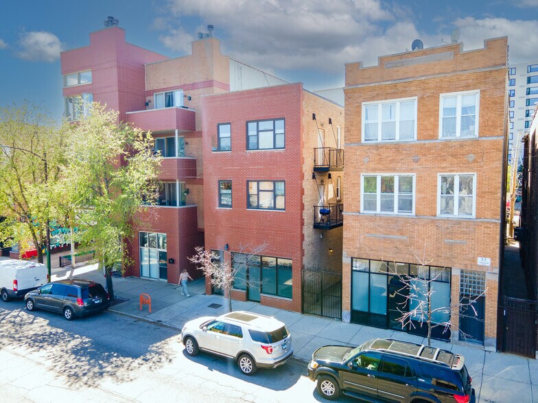 More Photos Of 2064 N Western Ave, Chicago Storefront Retail Residential For Lease