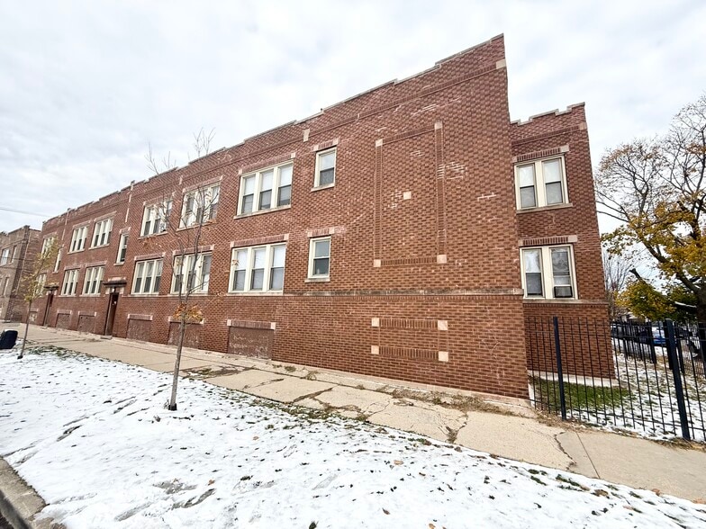 More Photos Of 6356 S Sacramento Ave, Chicago Apartments For Sale