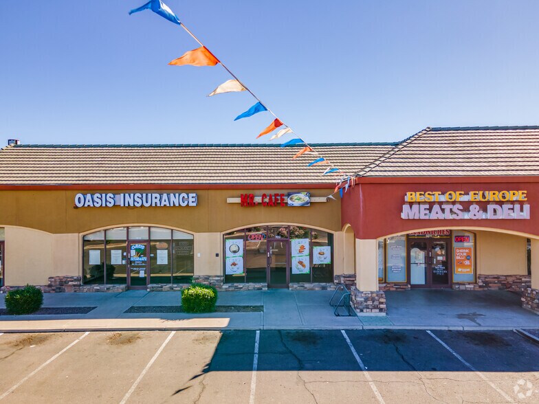More Photos Of 3202 E Greenway Rd, Phoenix General Retail For Lease
