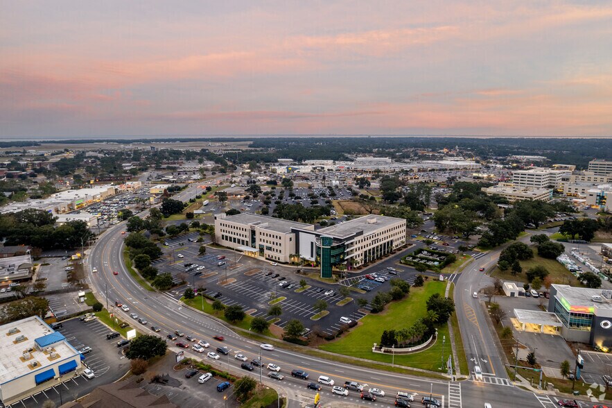 More Photos Of 1601 Airport Blvd, Pensacola Medical For Lease