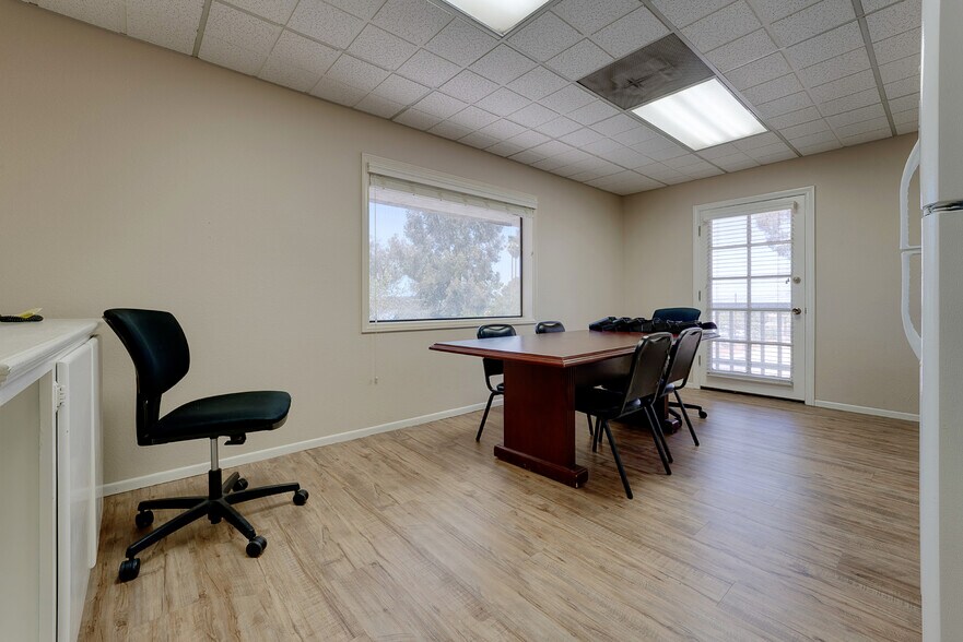 More Photos Of 1344 W 6th St, Corona Office For Sale