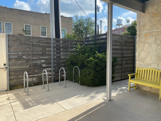 More Photos Of 1010 S Flores St, San Antonio Apartments For Lease