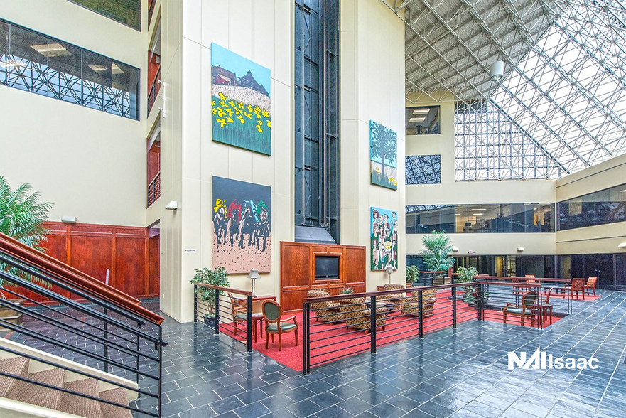 More Photos Of 771 Corporate Dr, Lexington Office For Lease
