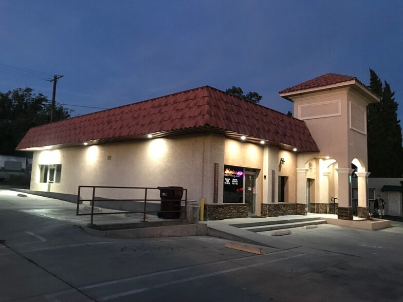 Primary Photo Of 515-521 W Ramsey St, Banning Storefront Retail Office For Lease