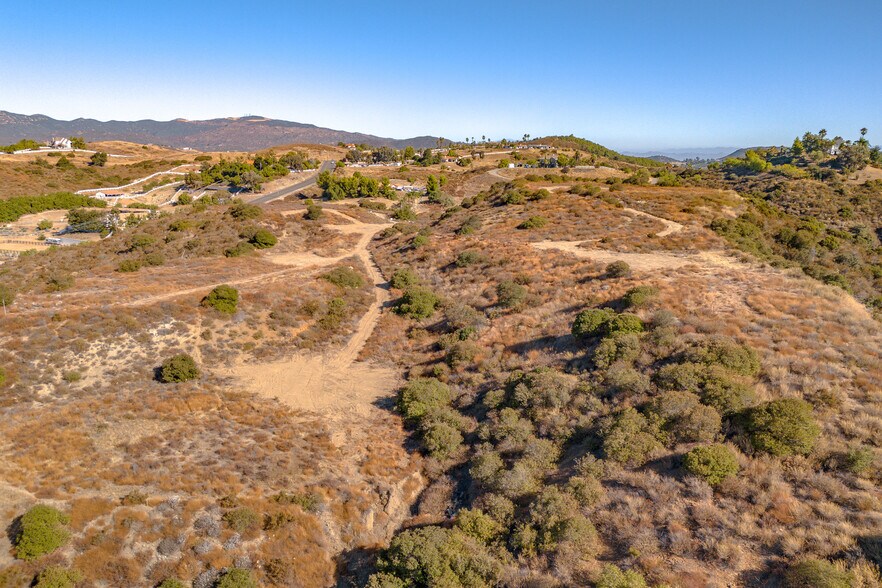 More Photos Of 35977 Avenida La Cresta, Murrieta Land For Sale